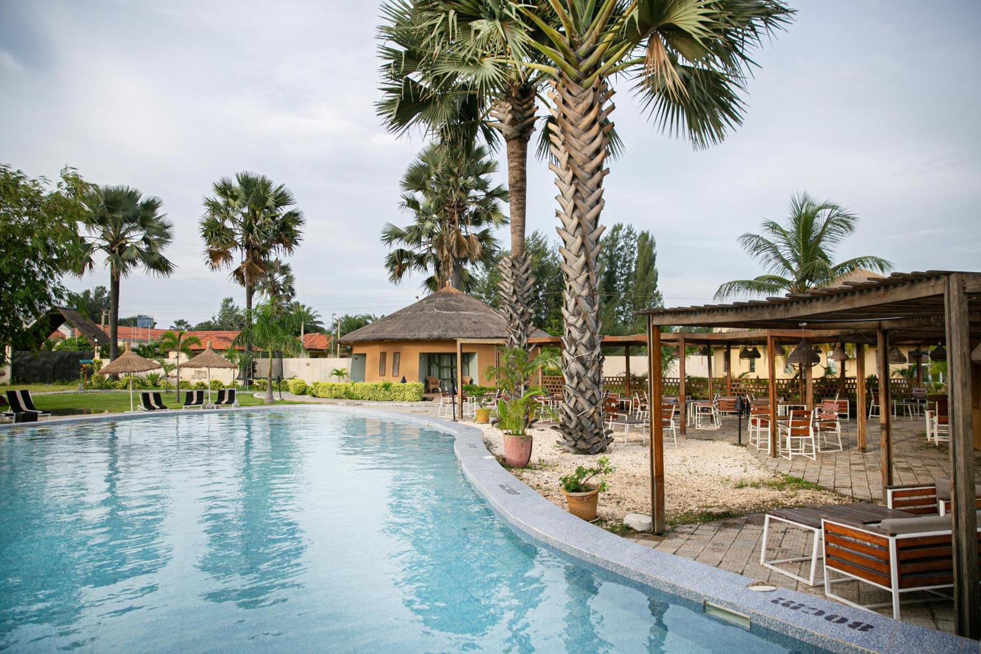 Bamboo Village Resort Kololi Exterior photo