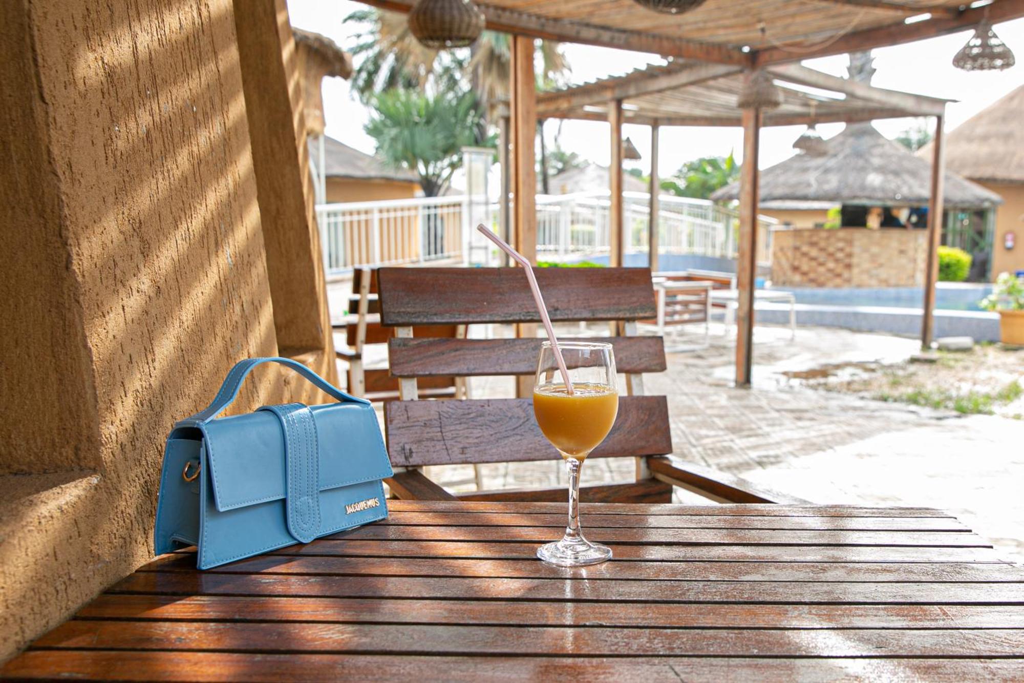 Bamboo Village Resort Kololi Exterior photo